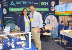 Daniela Aguilera and Sam Diosdado from Biotempak provide cold chain monitoring solutions to Mexican companies.